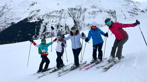 WOW! Ski Workshop in Andermatt (women-only) title image